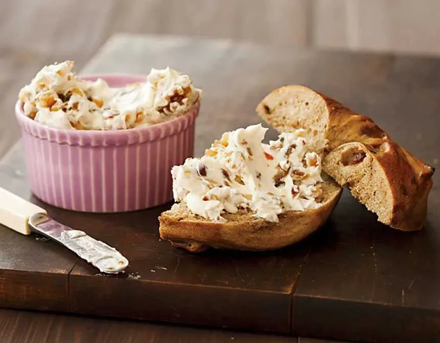 Walnut cream cheese on bagel