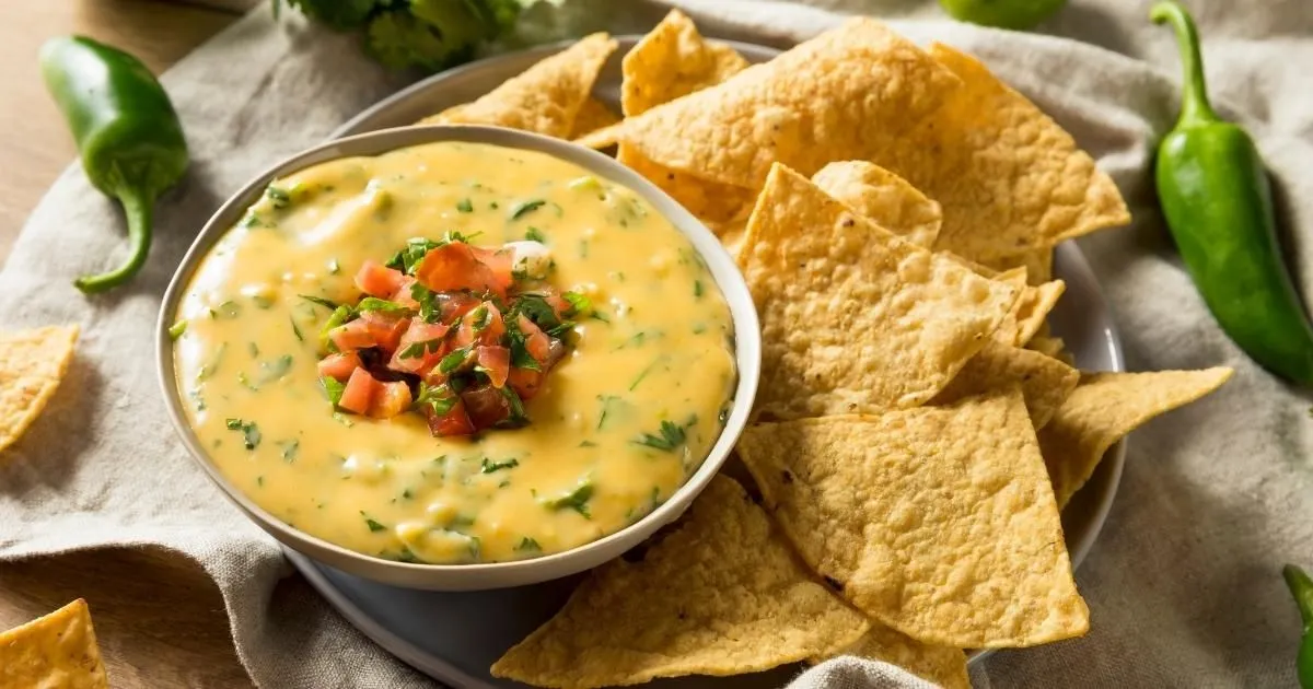 Cheddar Peynirli Dip Sos