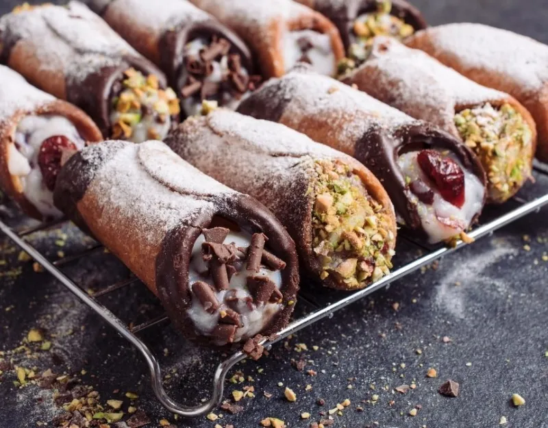 Cannolis