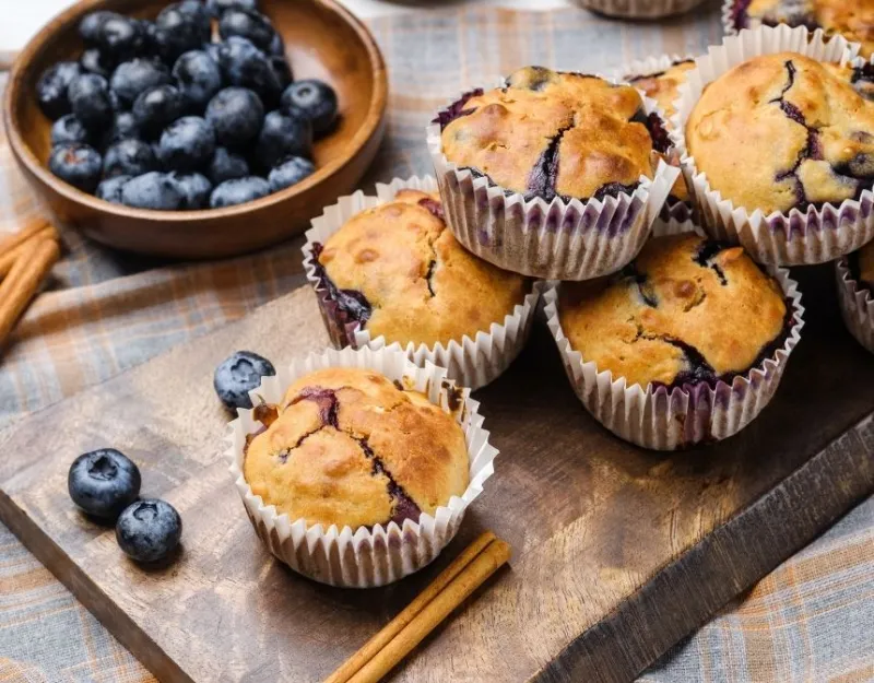 yulaflı yaban mersinli muffin
