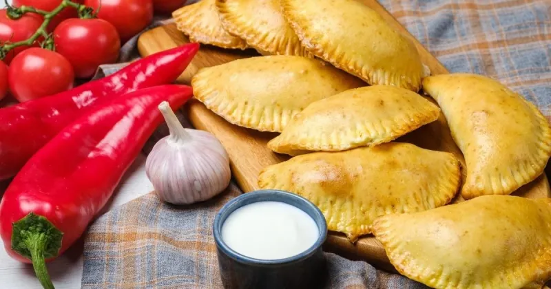 Beef Empanadas with red peppers