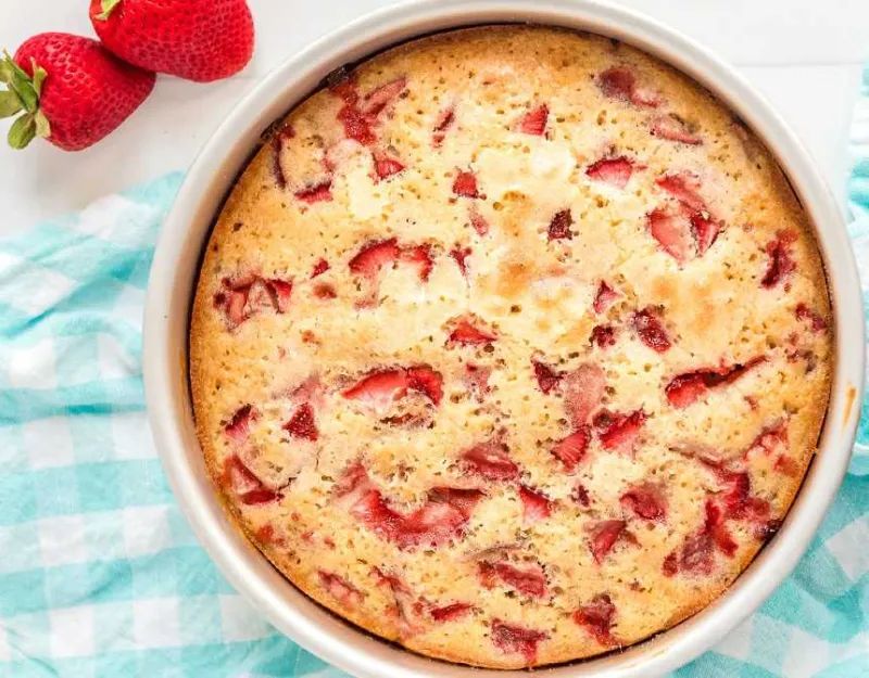 Strawberry cake