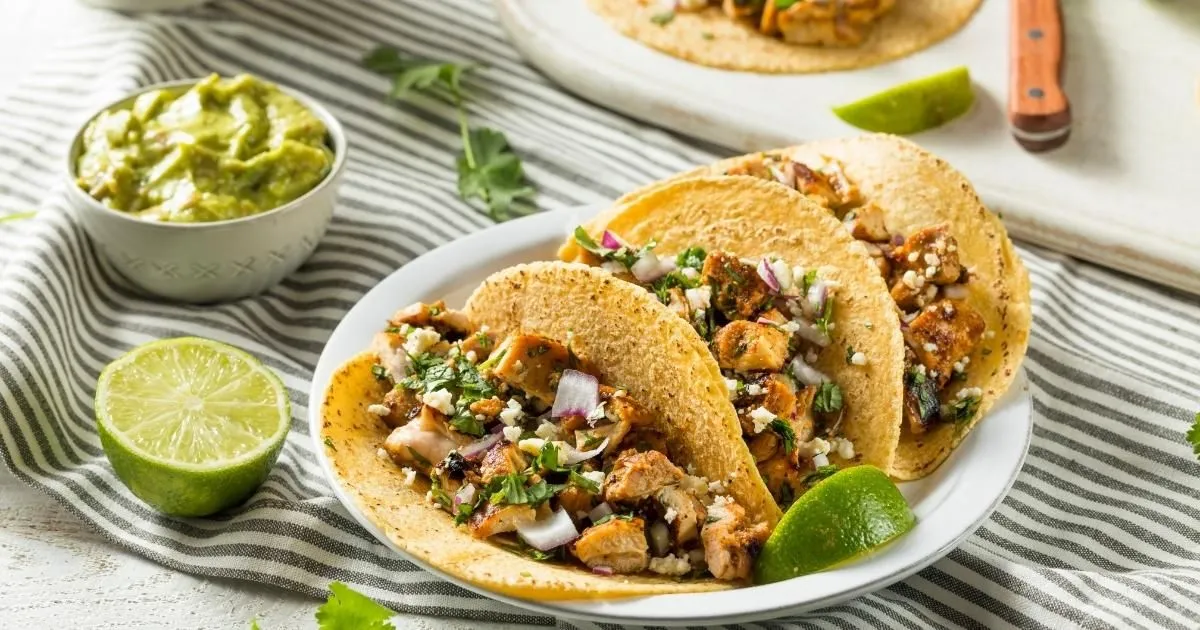 Tavuklu Taco