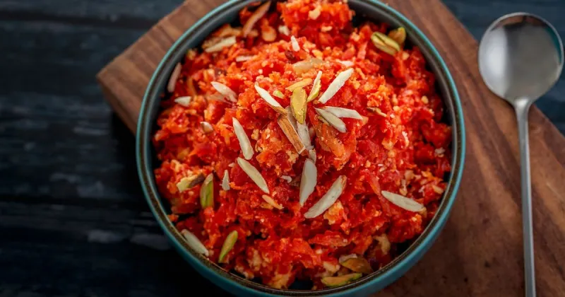 Gajar ka Halwa (Carrot Halwa)