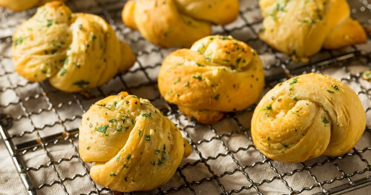 Homemade Garlic Knots