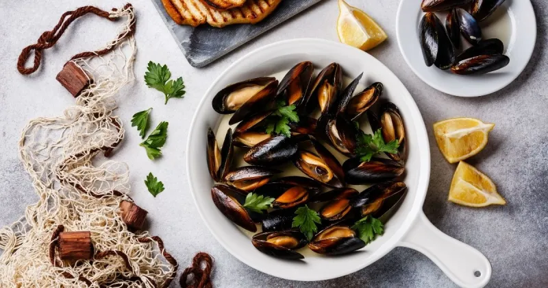 Mussels in Cooking Pan