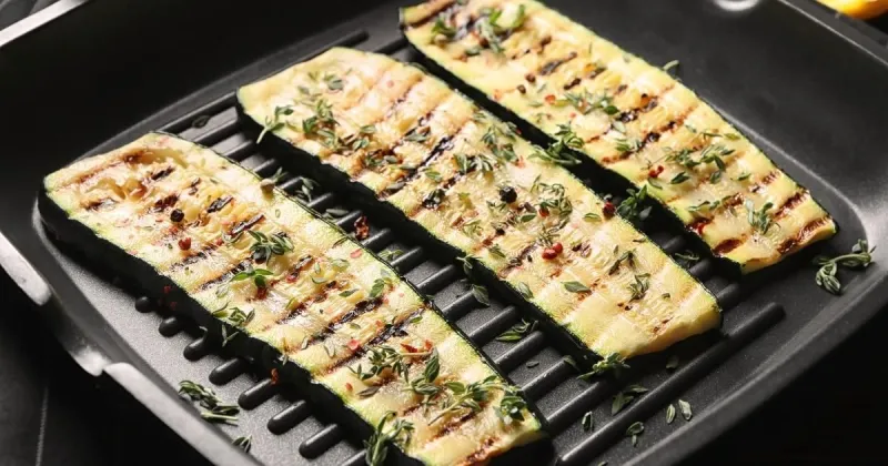 Pan with Grilled Zucchini