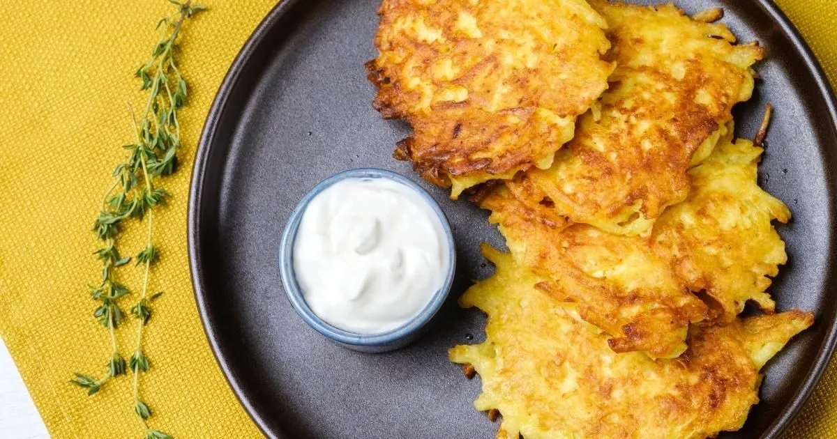 Potato Pancakes with Sour Cream