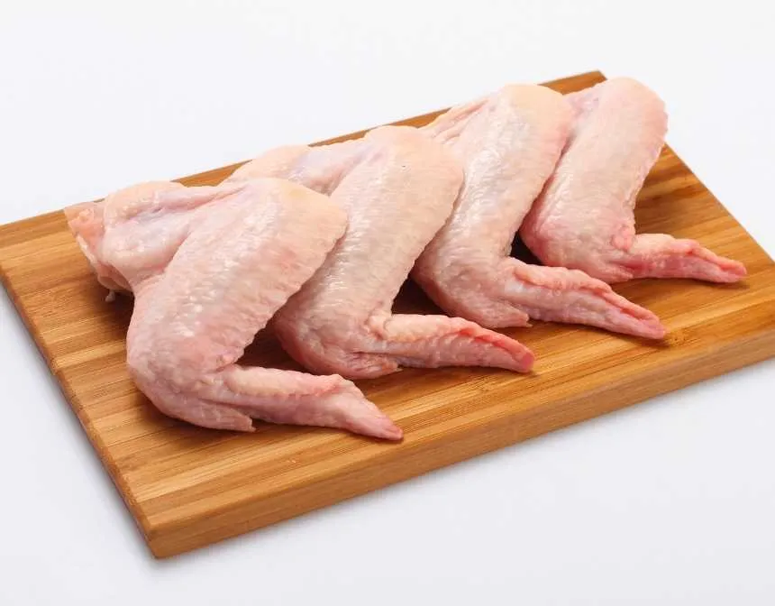 raw chicken wings