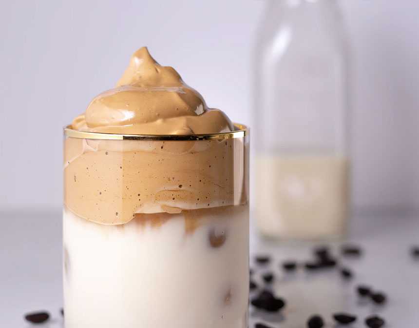 Best Dalgona Coffee (Whipped Coffee)
