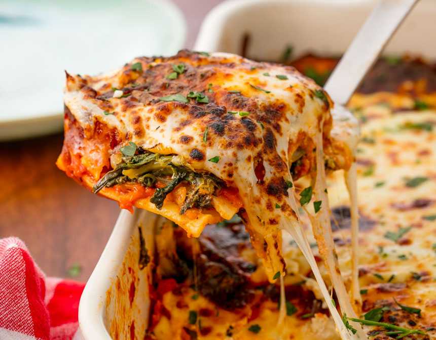 Lasagna with Spinach and Cheese