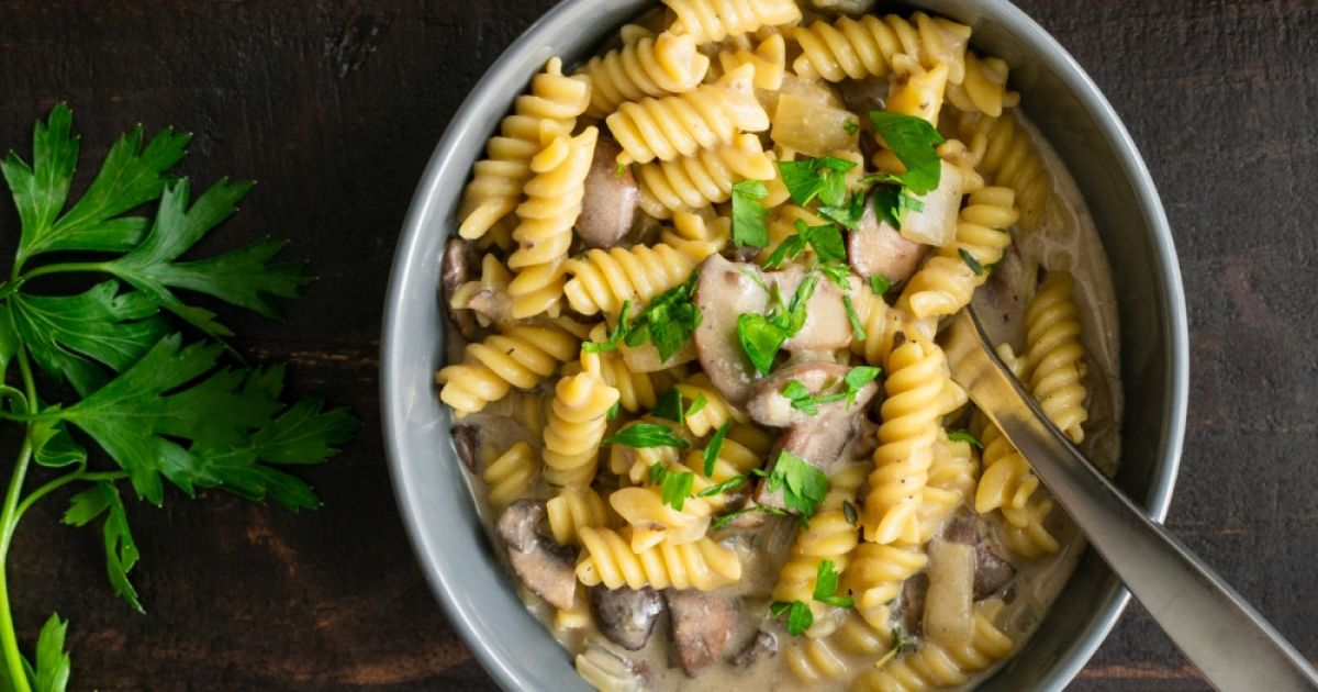 Vegan Mushroom Stroganoff